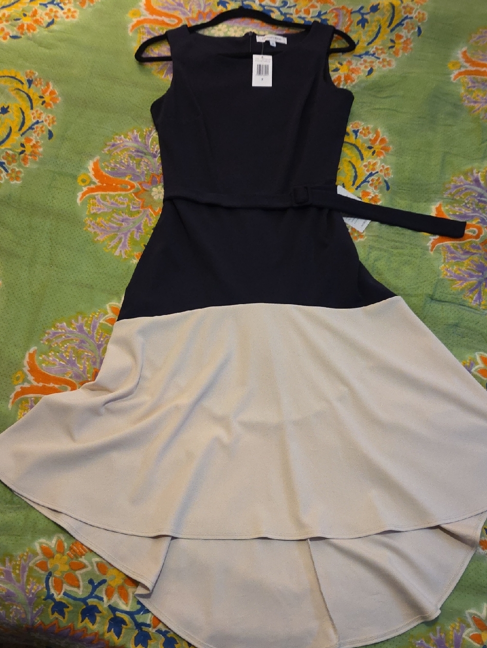 Sleeveless Two-Tone Fit & Flare Dress in Navy and Cream